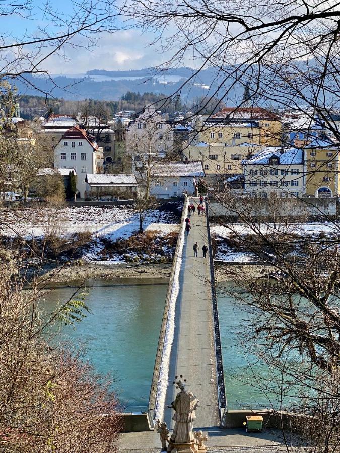 An Der Romantischen Salzachschleife Naehe Salzburg Laufen